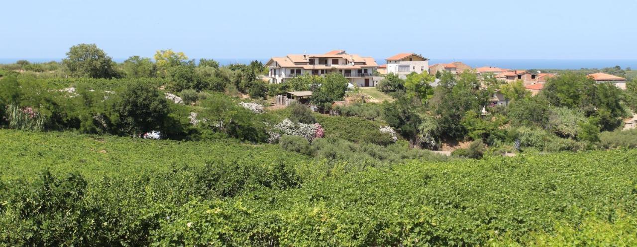 Bonaventura B&B And Bonaventura Food Tollo エクステリア 写真